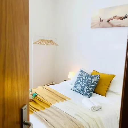 Quarto Com Vista Do Rio Tejo Lisbon