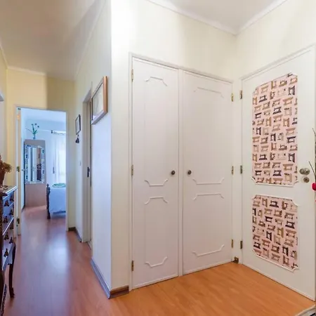 Quarto Duplo Em Lisboa Apartment *