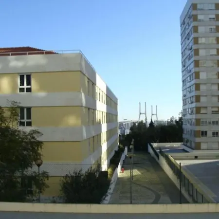Quarto Duplo Em Lisboa * Lissabon